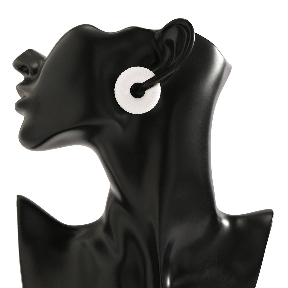 Simple Colorful Threaded Stripes No Piercing Ear Clip Single Ear Bone Nail Women's Trendy Circle Ear Clip