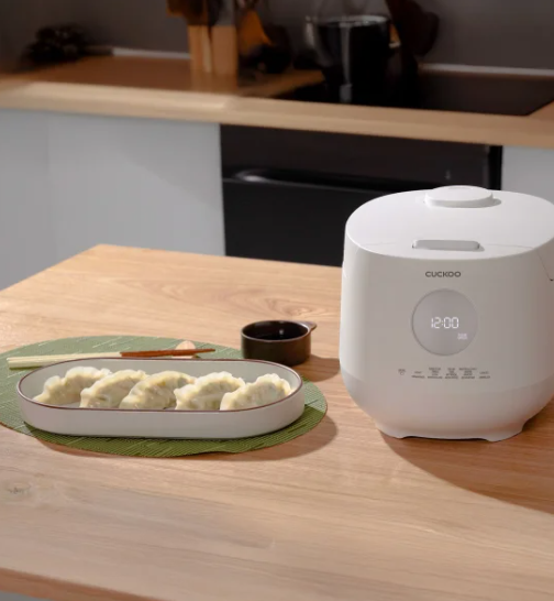 CUCKOO 6 cup Multifunctional Micom Rice Cooker and Warmer
