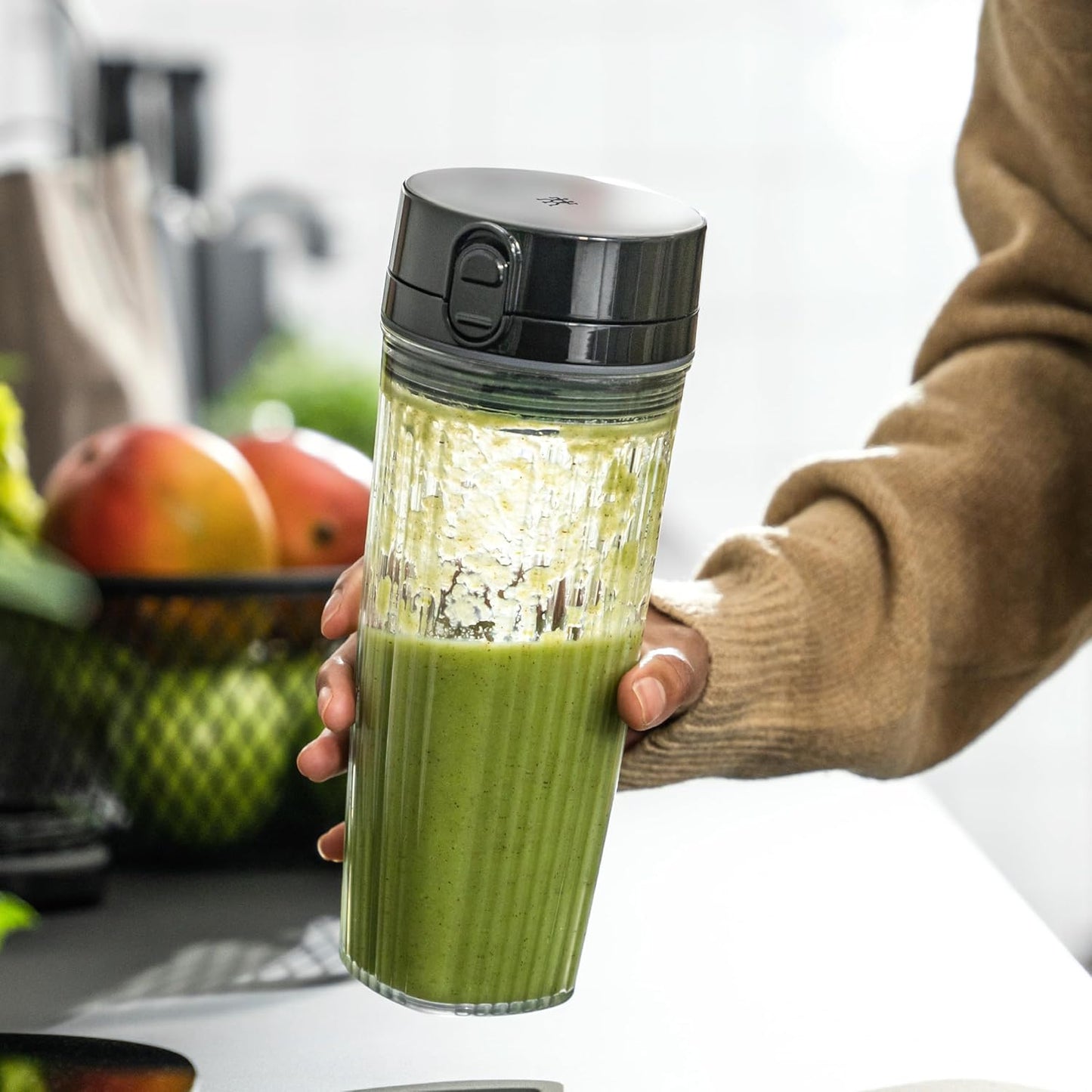 ZWILLING Enfinigy Personal Blender, 20 oz BPA-Free Travel Cup, Piranha Blade, Smoothie & Shake Blender, Black