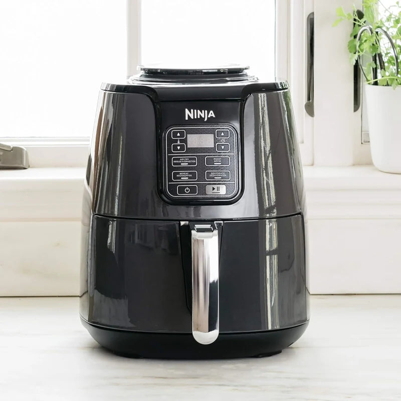 Ninja AF100C Air Fryer, 4-Qt Capacity, Non-Stick, Air Fry, Roast, Reheat, Dehydrate, Charcoal Grey (Canadian Version)